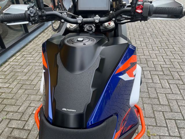 ktm - 1290-super-adventure-r