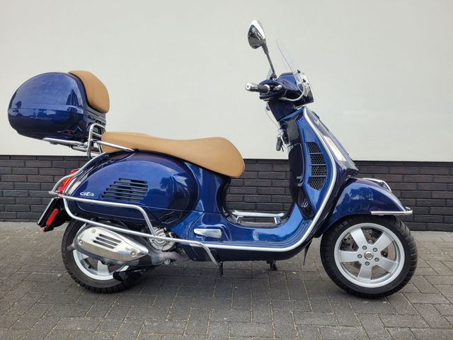 piaggio - gts-touring-300