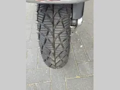 Piaggio GTS 300 IE touring -2017-Prachtige staat. 2017 occasion – foto 5 van 12