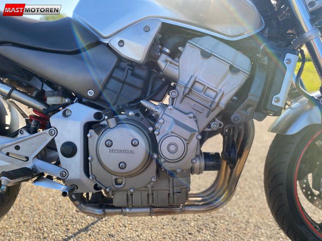 honda - cb-900-f-hornet