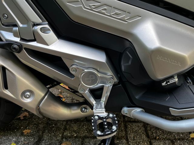 honda - x-adv