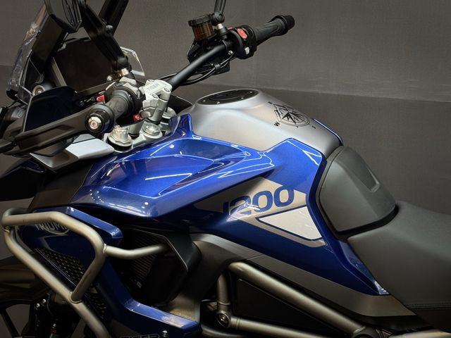 triumph - tiger-1200-gt-pro
