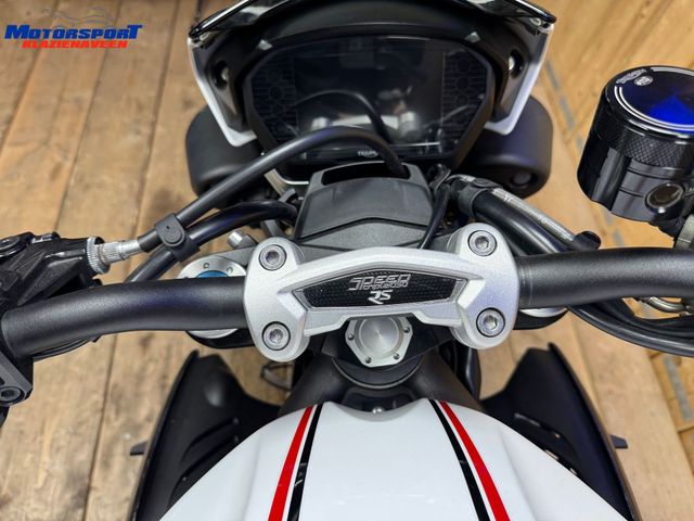 triumph - speed-triple-rs