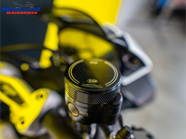 triumph - speed-triple-rs