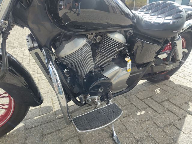 honda - vt-750-c2-shadow-ace