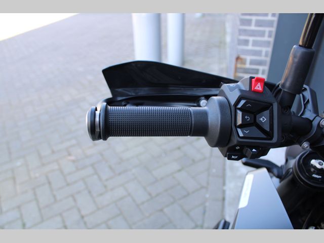 husqvarna - svartpilen-801