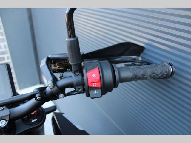 husqvarna - svartpilen-801