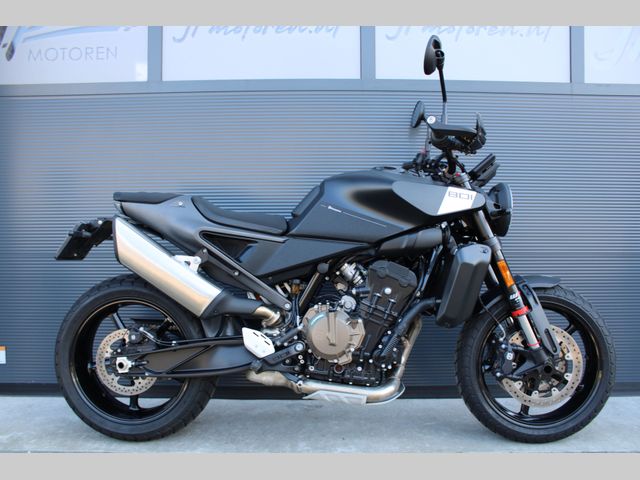 husqvarna - svartpilen-801