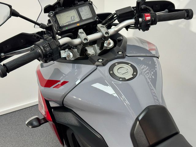 yamaha - tracer-900-abs