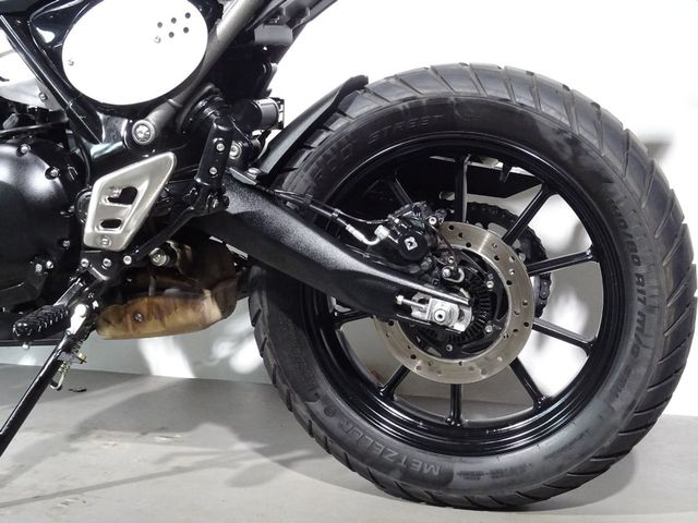 triumph - scrambler-400-x