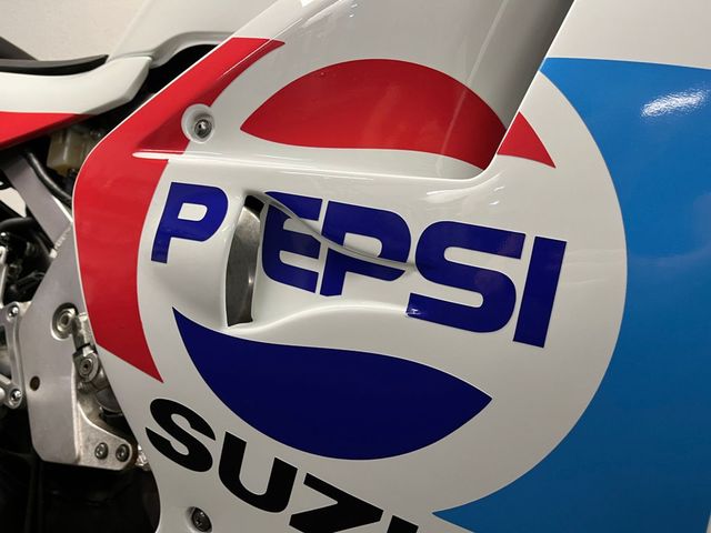 suzuki - rgv-250