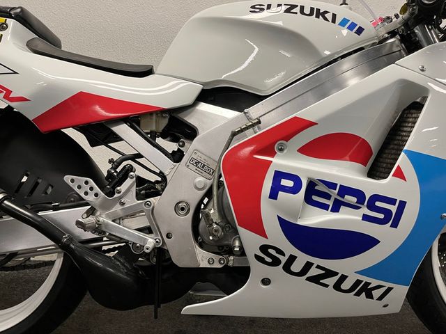 suzuki - rgv-250