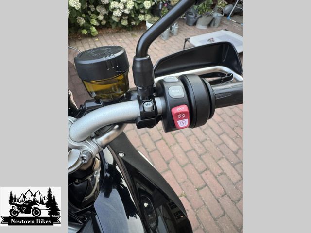 bmw - f-800-gs-triple-black-abs