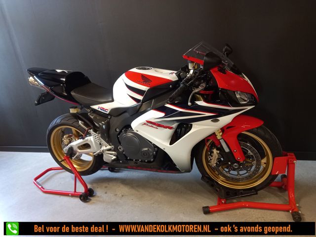 honda - cbr-1000-rr-fireblade