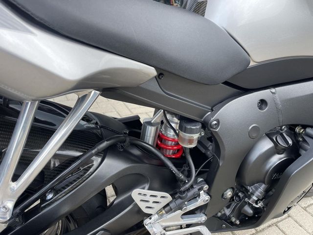 yamaha - yzf-r6