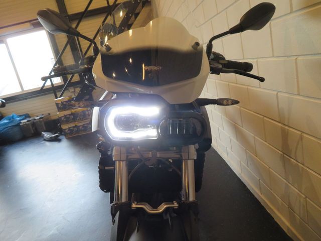 bmw - f-800-r