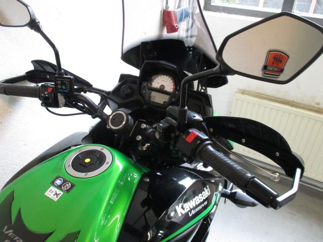 kawasaki - versys-650-abs