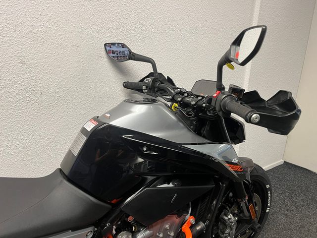 ktm - 790-duke