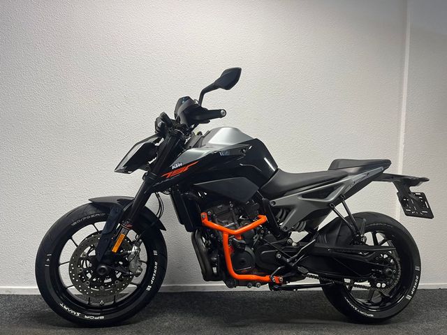 ktm - 790-duke