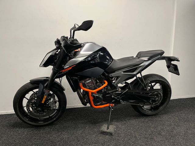 ktm - 790-duke