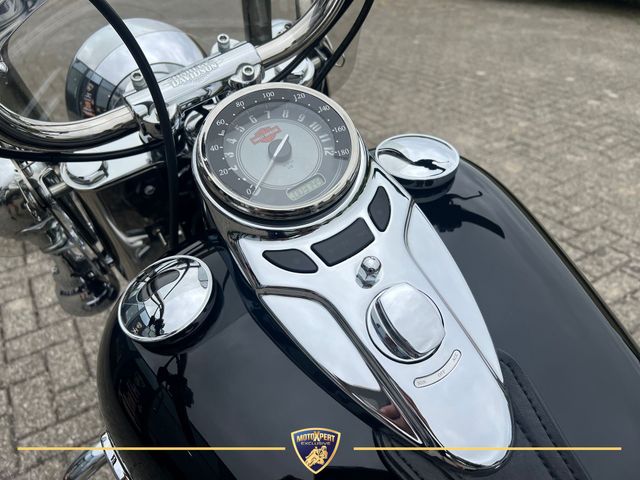 harley-davidson - heritage-softail-classic-103-flstc