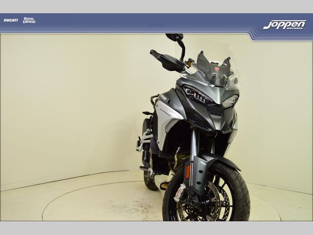 ducati - multistrada-v4-s