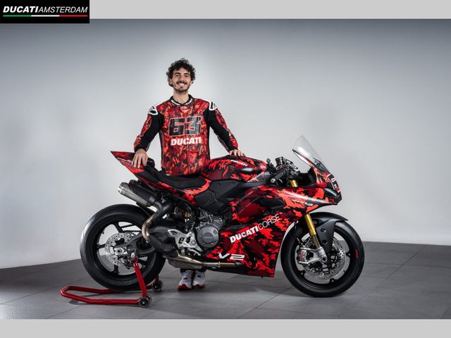 ducati - panigale-v2-pb63