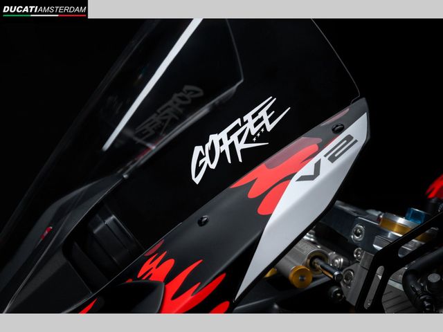 ducati - panigale-v2-pb63