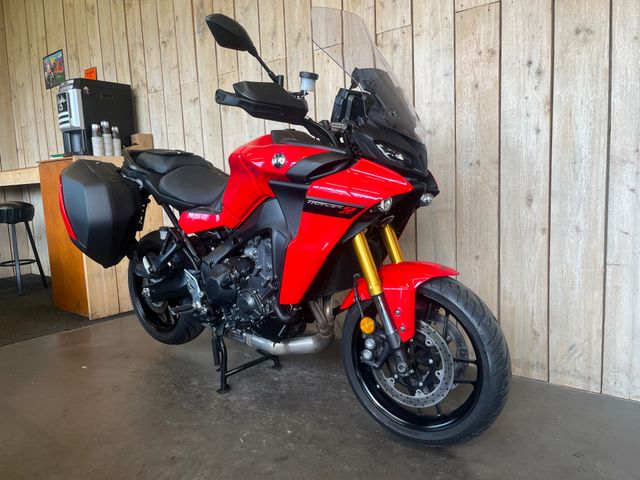 yamaha - tracer-9