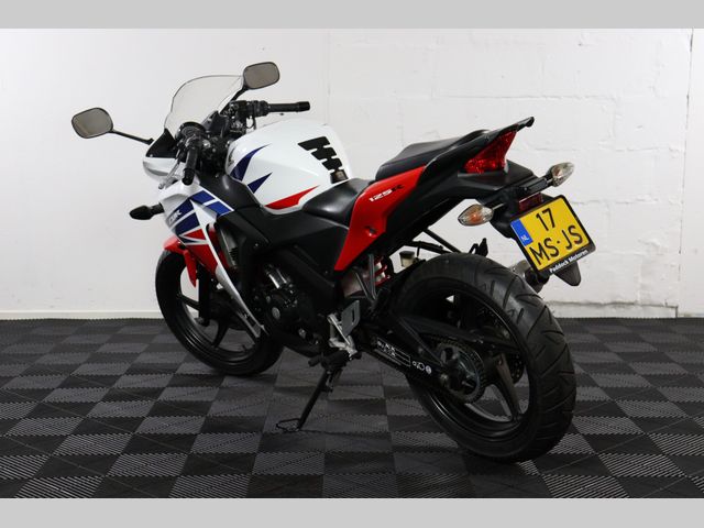 honda - cbr-125-r