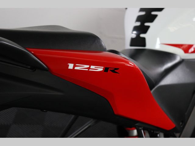 honda - cbr-125-r