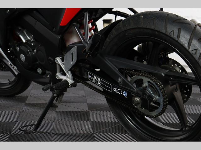 honda - cbr-125-r