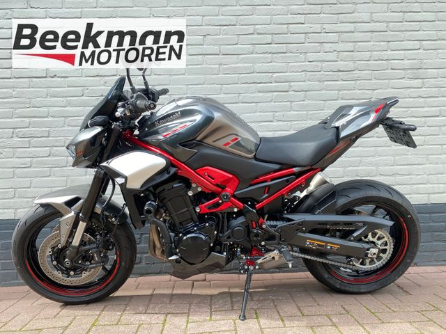 kawasaki - z900