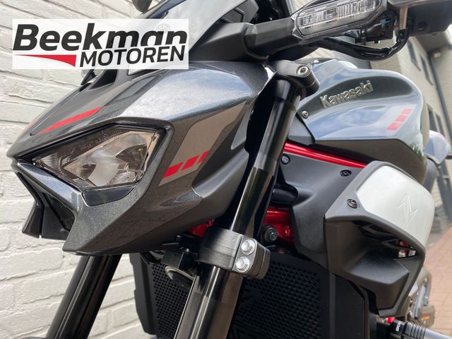 kawasaki - z900
