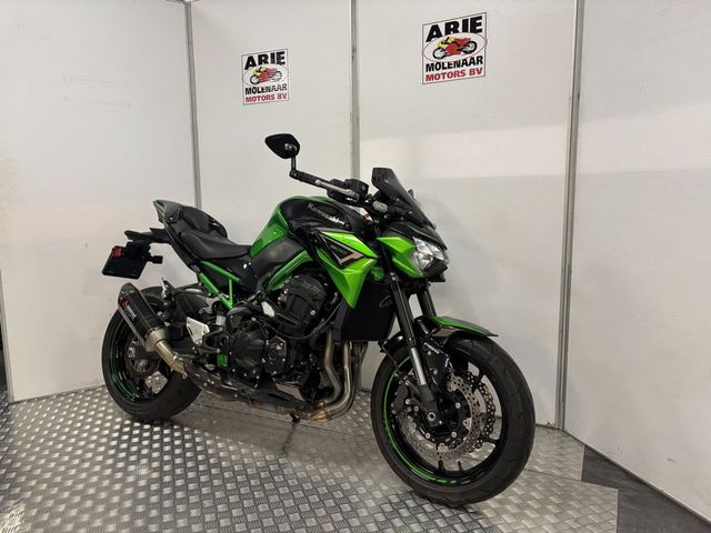 kawasaki - z900