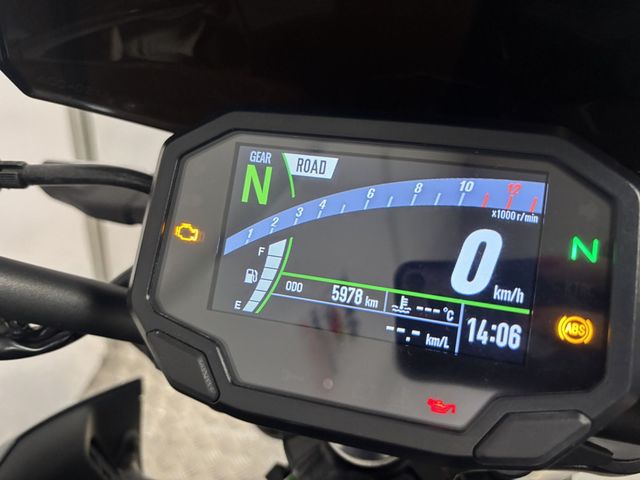 kawasaki - z900