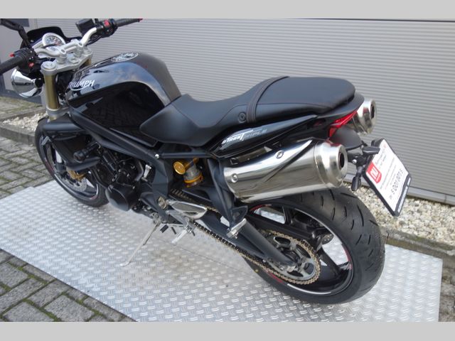triumph - street-triple-675