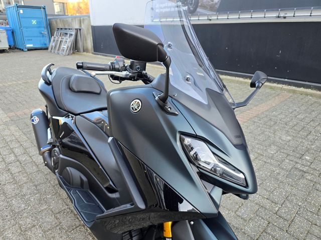 yamaha - tmax-tech-max-560