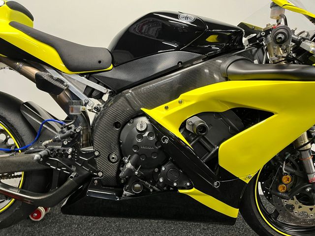yamaha - yzf-r1