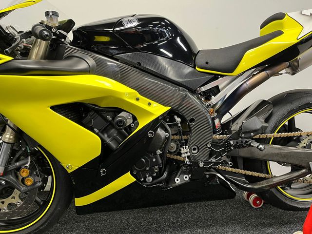 yamaha - yzf-r1
