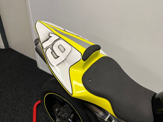 yamaha - yzf-r1