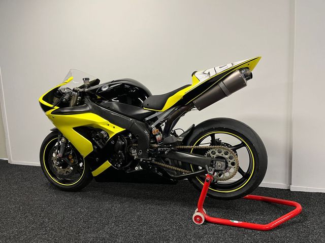 yamaha - yzf-r1