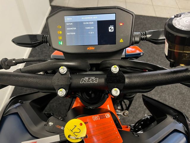 ktm - 890-duke-r