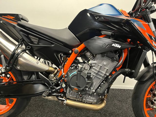 ktm - 890-duke-r