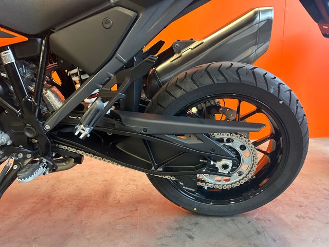 ktm - 1390-super-adventure-s