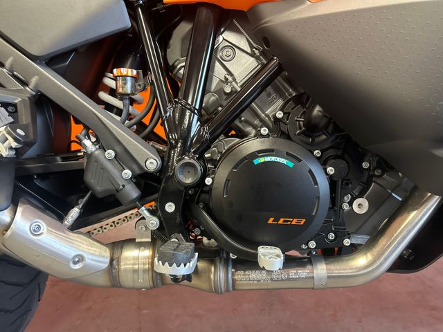 ktm - 1390-super-adventure-s