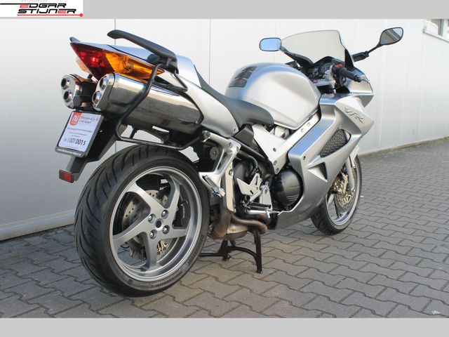 honda - vfr-800-vtec-abs