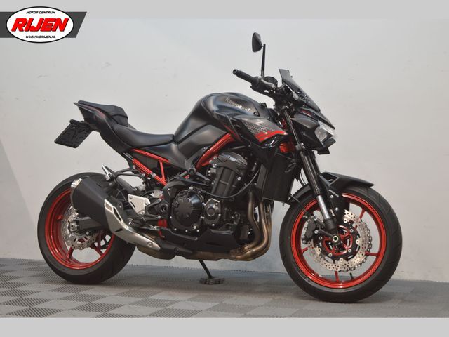 kawasaki - z900
