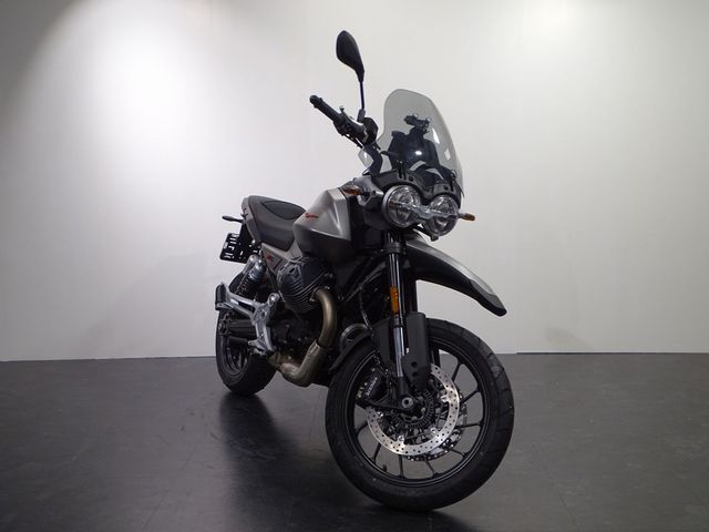 moto-guzzi - v-85-strada