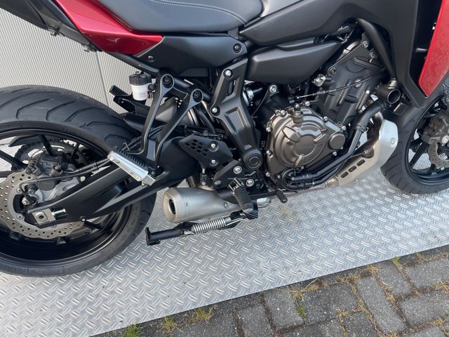 yamaha - tracer-7